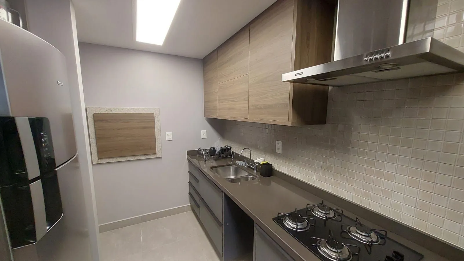 Imagem APARTAMENTO 3 DOMIRTÓRIOS - 3 SUITES - 2 VAGAS - MENINO DEUS - PORTO ALEGRE - RS