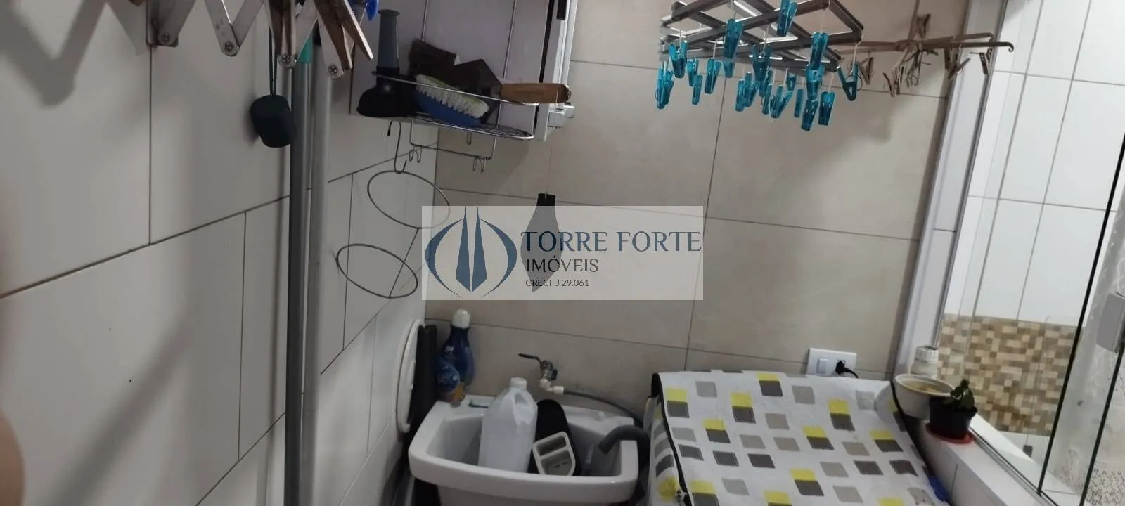 Imagem Casa Terrea em condominio com 2 quartos 1 vaga na Vila Mirim Praia Grande