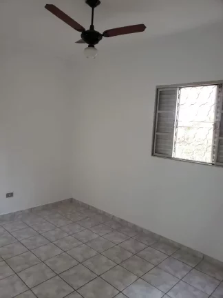 Imagem Ótimo apartamento para locação com excelente localização, 2 dormitórios com ventilador de teto...