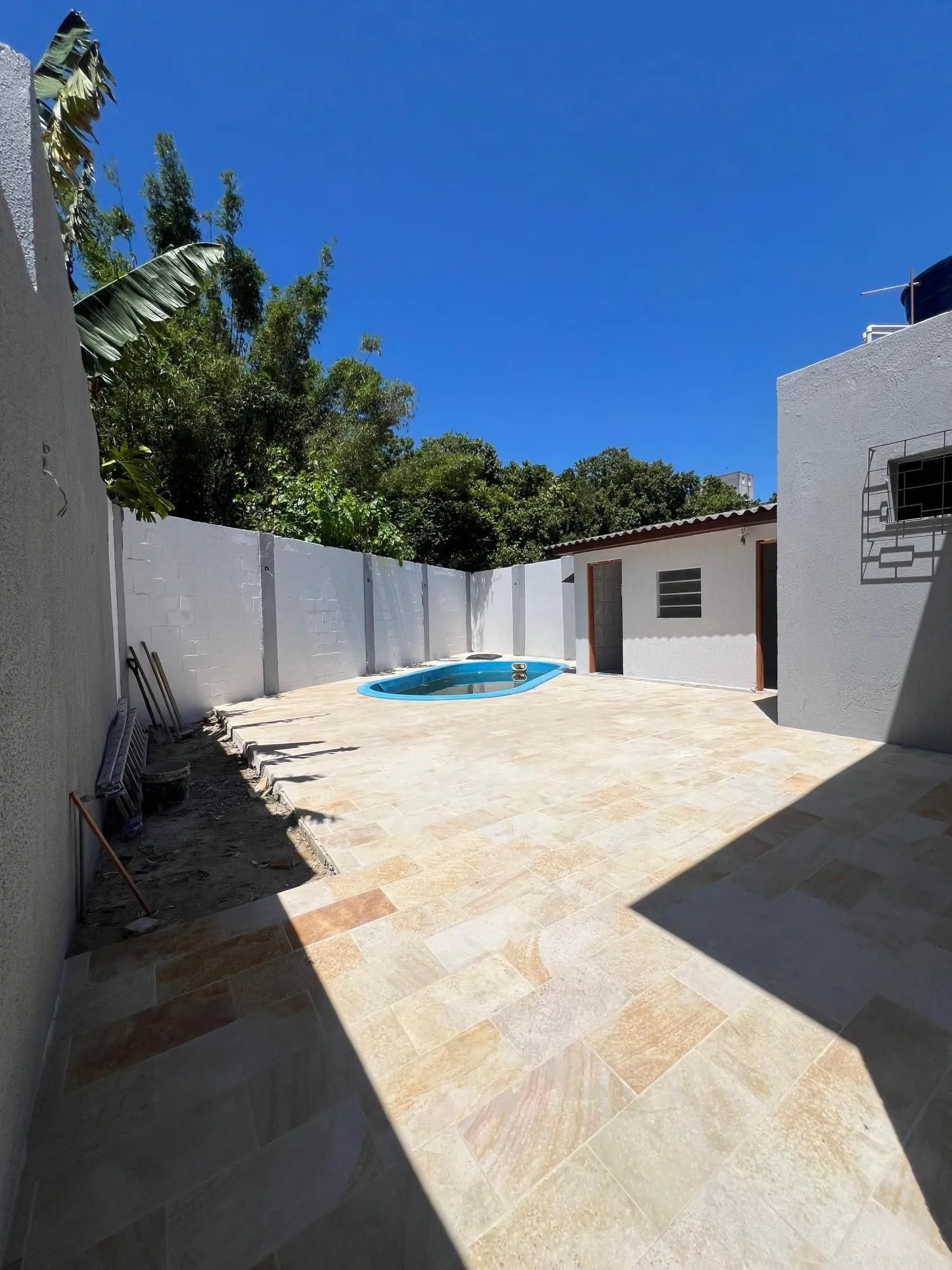 Imagem Excelente casa a venda reformada no bairro Ipanema.