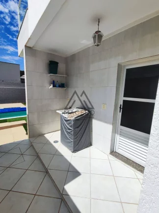 Imagem Sobrado no Ninho Verde 1 Mobiliado – Porangaba/SP - Aceita Financiamento.
