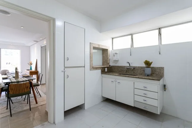 Imagem Apartamento 65M², 2Q, 1 Banheiro, 1 Vaga, Armários, Jardim.