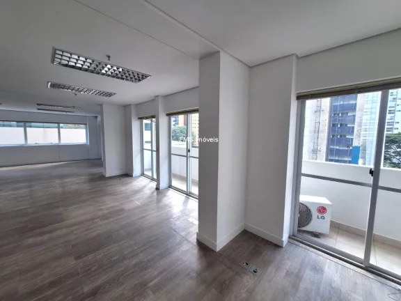 Imagem Conjunto Comercial na Vila Olímpia
