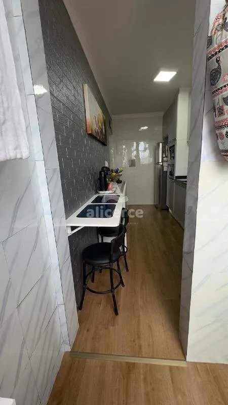 Imagem Apartamento à venda com 3 quartos , 76,1m² em Barreiros São José