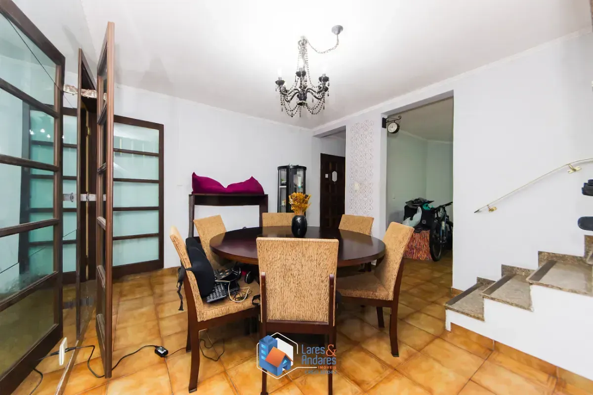 Imagem Casa para venda em Ipiranga com 4 quartos, sendo 1 suíte, 196m²