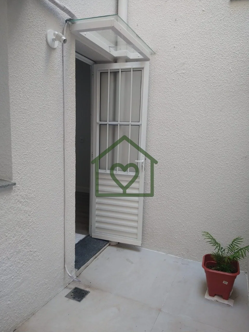Imagem Lindo loft com pátio aberto, totalmente reformado e com ótima área externa. O imóvel conta com s...
