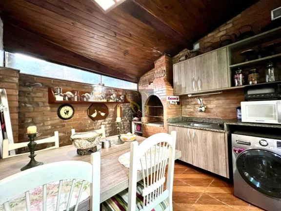 Imagem Casa para Venda em Teresópolis, Panorama, 3 dormitórios, 3 banheiros, 1 vaga