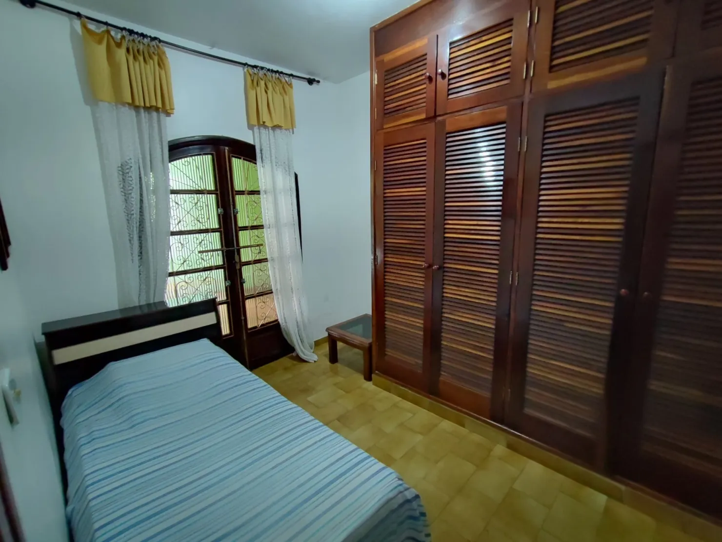 Imagem Comercial à venda 4 Quartos, 1 Suite, 4 Vagas, 600M², São Benedito, Pindamonhangaba - SP