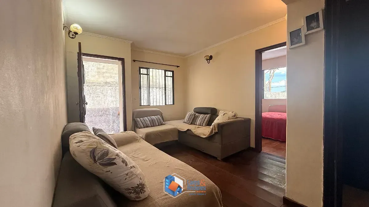 Imagem Casa para venda em Chácara Santa Maria com 4 quartos, sendo 1 suíte, 171m²