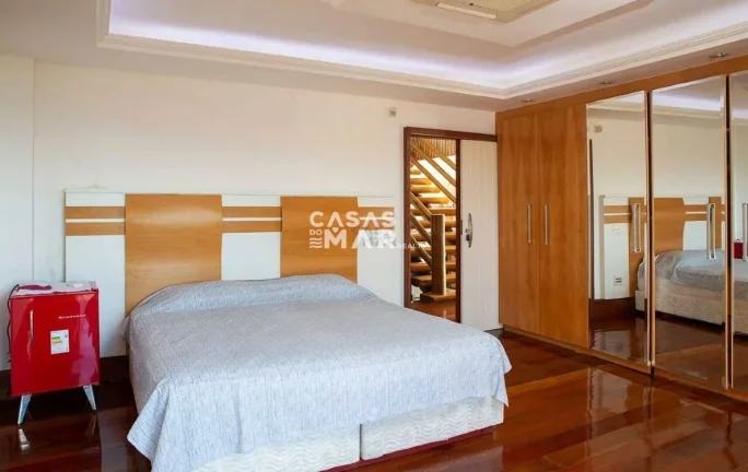 Imagem Oportunidade Única: Casa de Luxo Frente Mar em João Fernandes, Búzios-RJ - 9 Quartos, 9 Suítes, 10 Banheiros, 2.000m²!