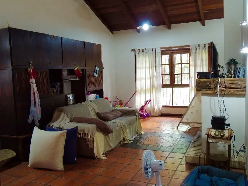 Imagem Casa para Venda com 3 dormitórios, sendo 2 suites e 3 vagas no bairro Belém Novo