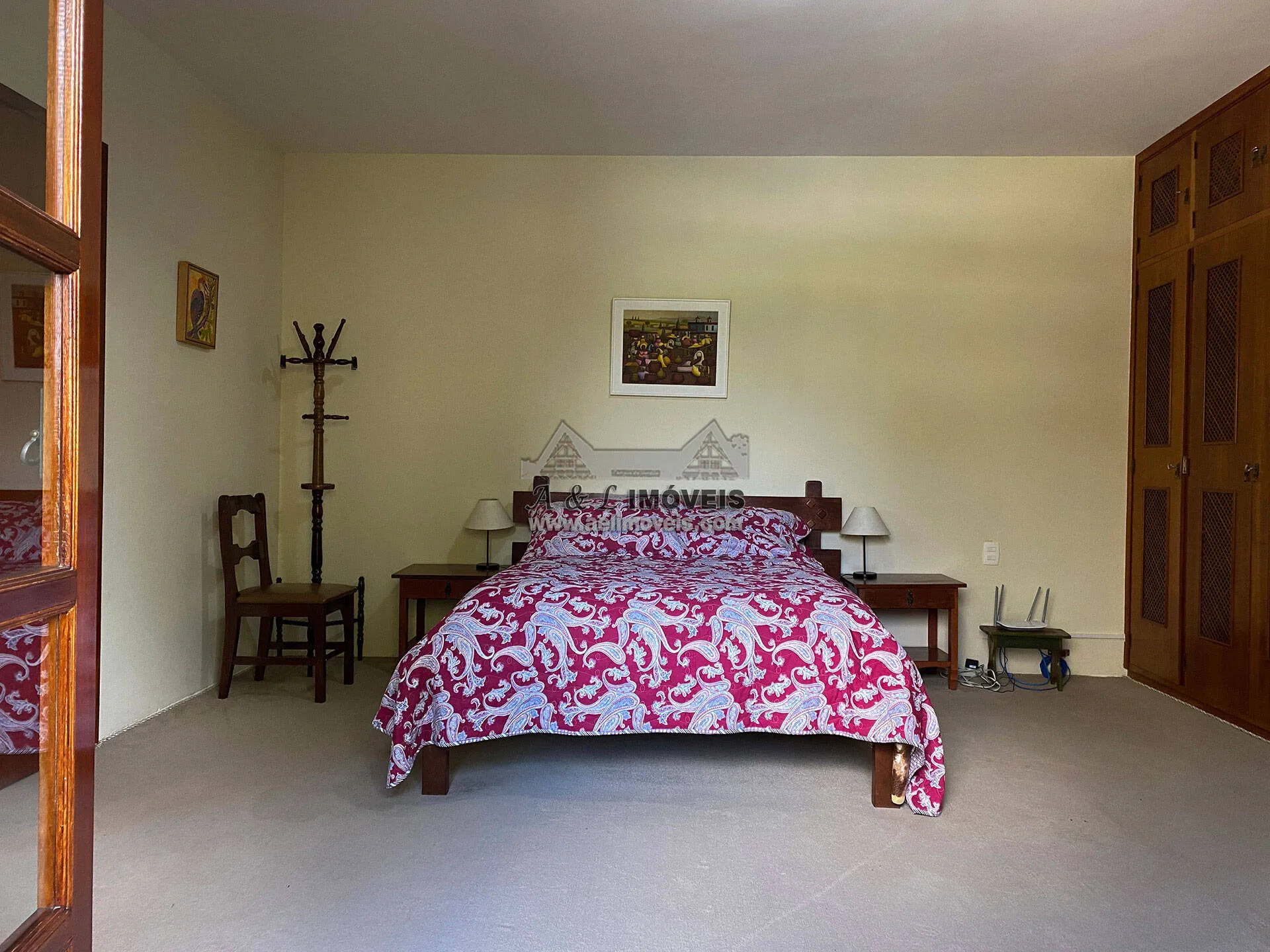 Imagem Apartamento à venda em Campos do Jordão - Com 03 dormitórios