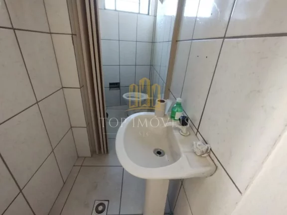 Imagem Ponto Comercial na Avenida Principal Jardim Maria Amélia