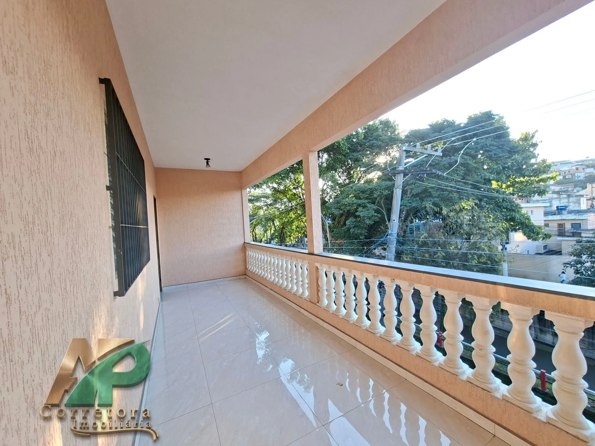 Imagem Sobrado Amplo com 208m² no Jardim Saporito Taboão da Serra