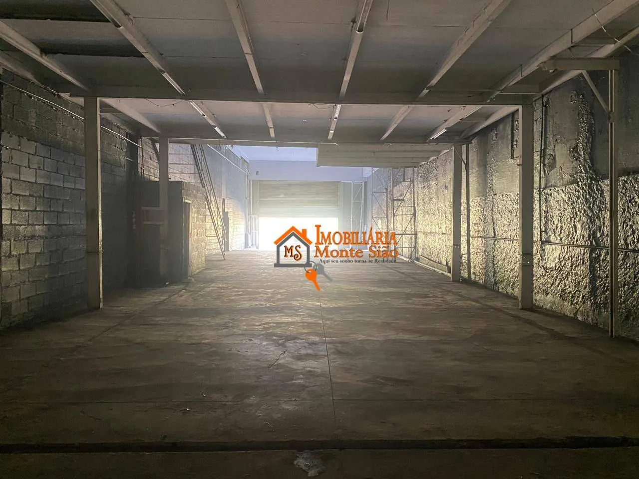 Foto do imóvel Galpão para alugar, 272 m² por R$ 15.000/mês - Vila Endres - Guarulhos/São Paulo