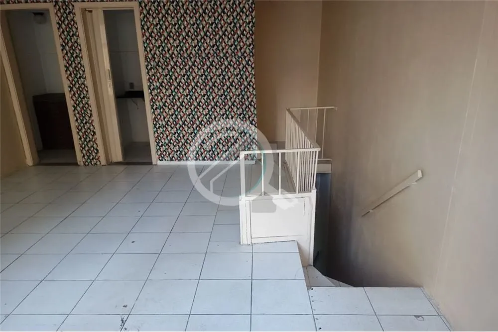 Imagem Excelente loja térrea no centro Histórico de Porto Alegre, valor abaixo de mercado, na galeria San...