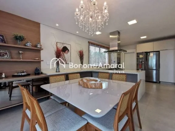 Imagem Magnífica casa mobiliada, Casa moderna, com sala de estar com pé direito duplo, lareira a gás em ...