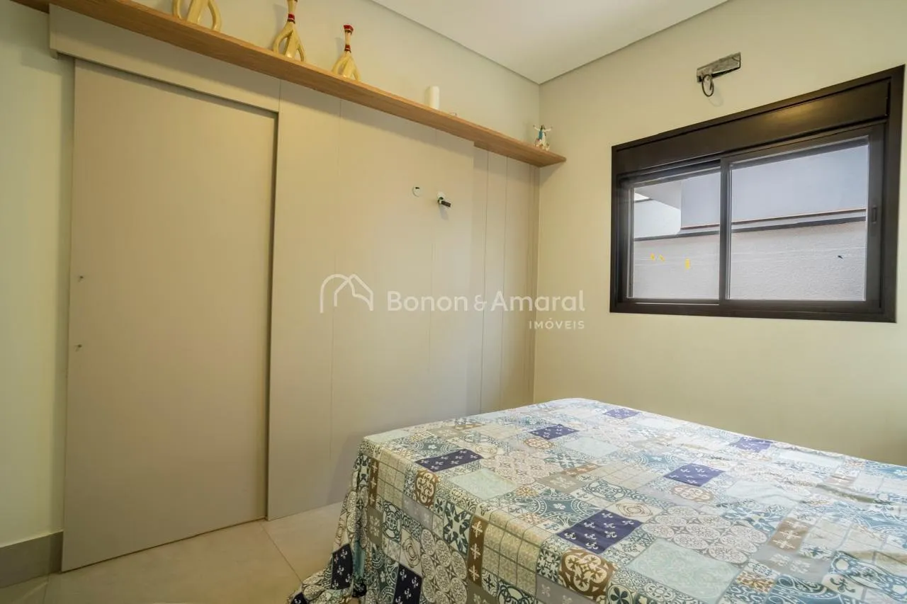 Imagem Casa à venda em condomínio, em Paulínia, 3 suites, closet, lavabo, escritório, 4 vagas, aquecimento solar, piscina com cascata,fino acabamento.