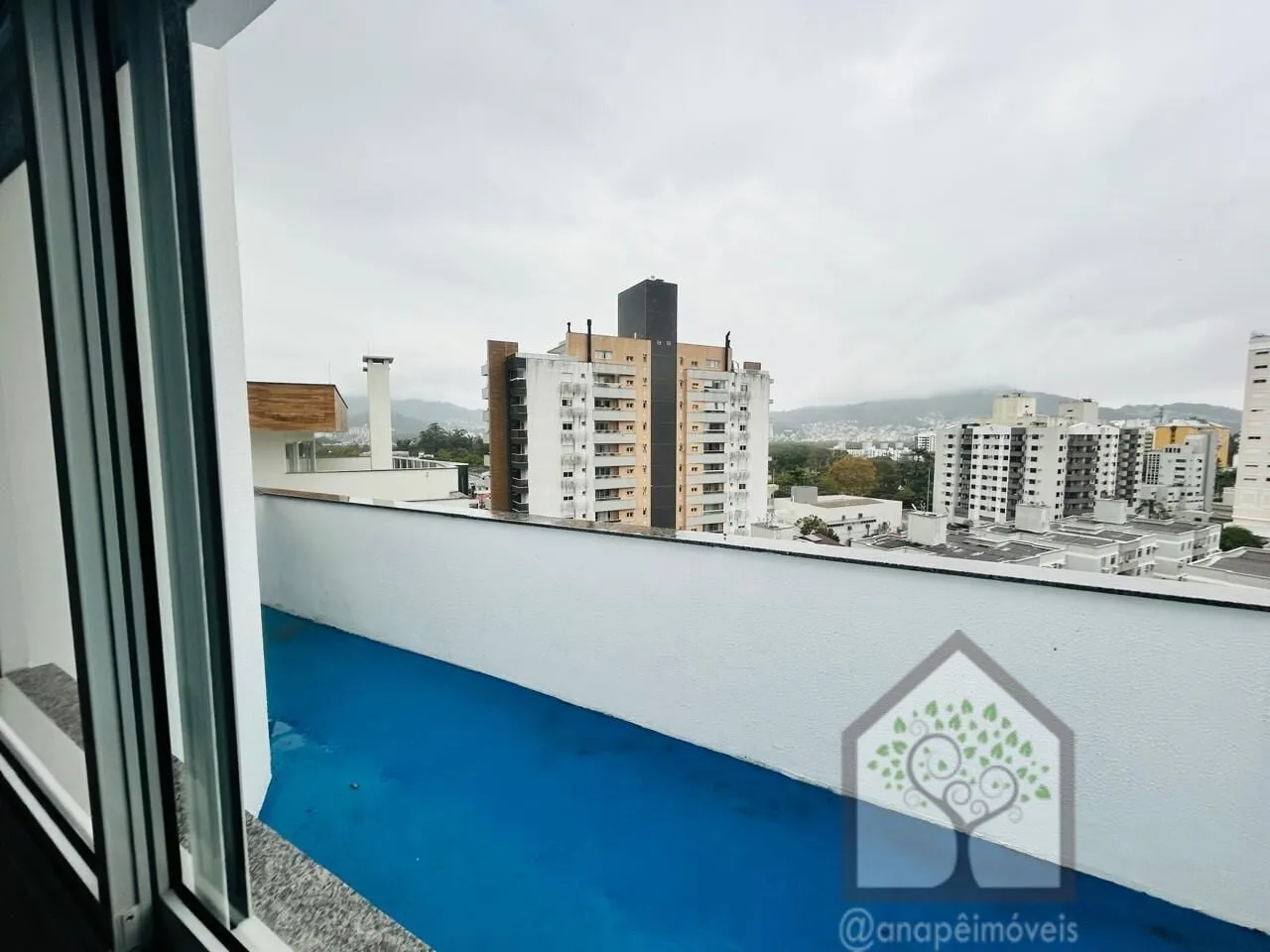 Imagem Cobertura duplex à venda no Itacorubi, nova, pronta para morar e financiável
