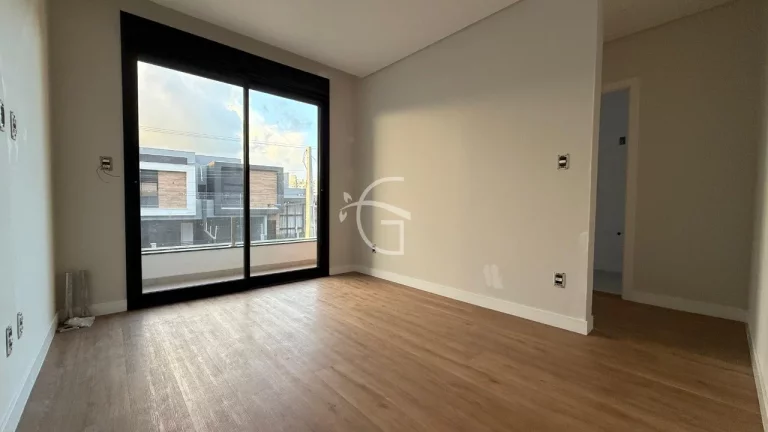 Imagem Linda Casa Residencial à Venda no Saguaçu, Joinville!