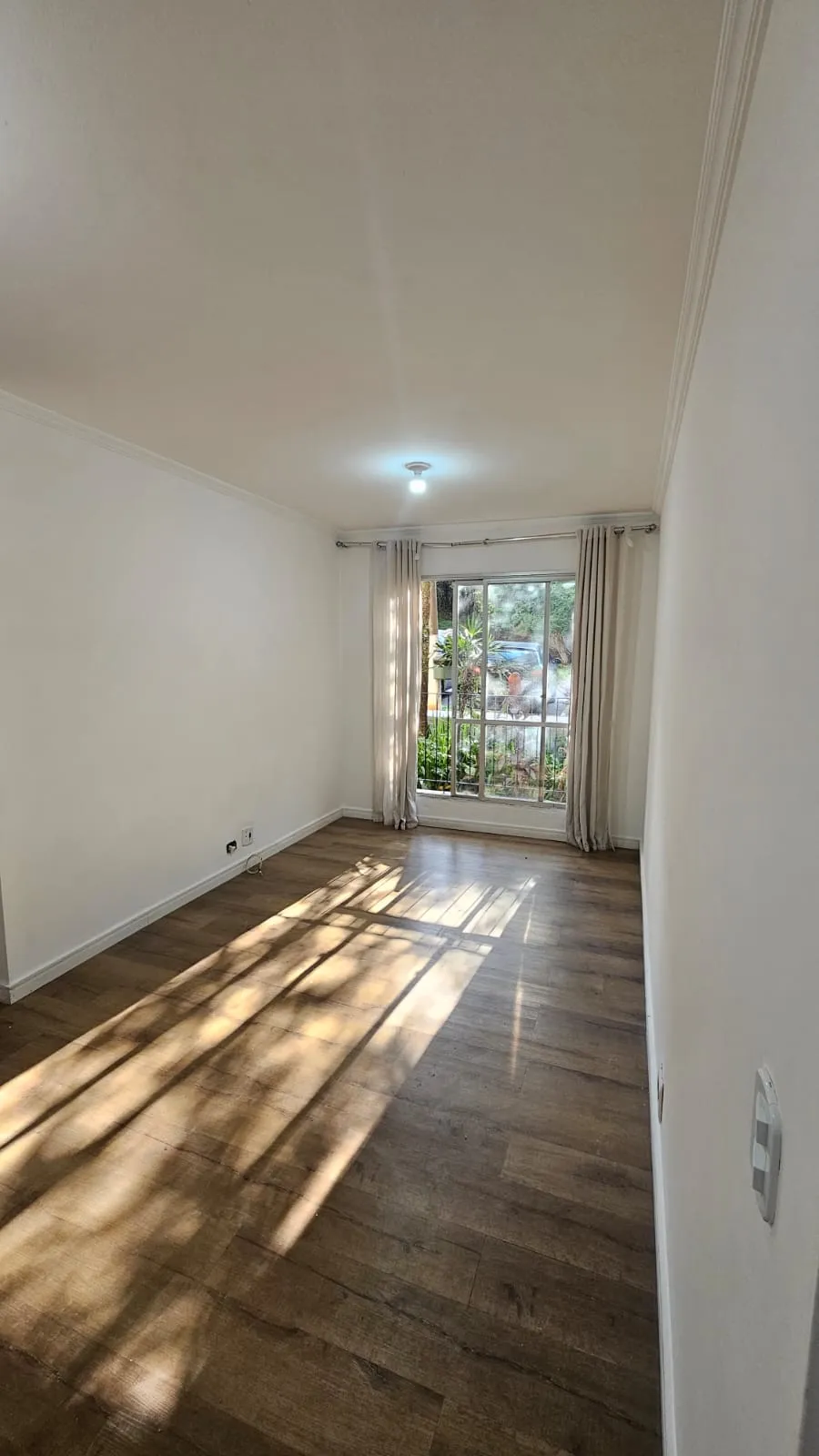 Imagem VENDO LINDO APTO DE 02 DORMIRÓRIOS NO CONJUNTO RESIDENCIAL INGAÍ - SP!