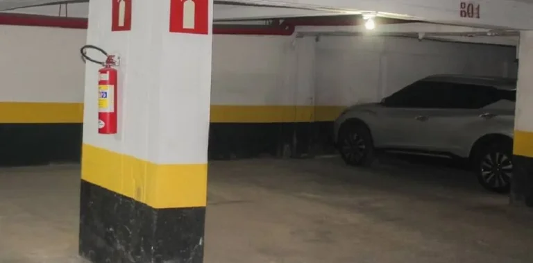 Imagem COBERTURA COM QUARTOS, REFORMADA NO SANTA EFIGÊNIA!!!!