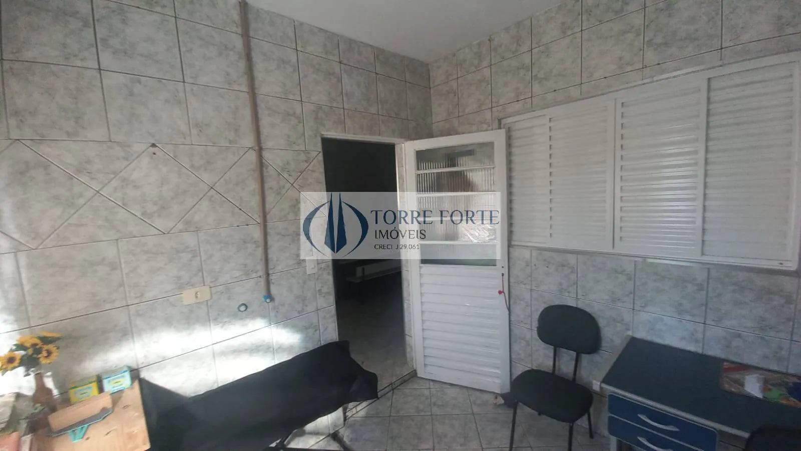 Imagem Casa assobradada com salão em baixo no Jardim Vila Formosa