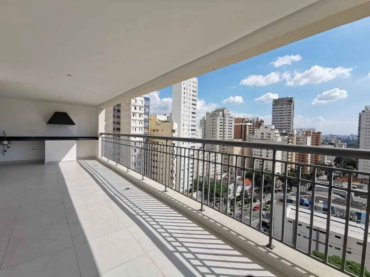 Imagem Apartamento à Venda na Vila Mariana | 4 Suítes | 246 m² | 4 Vagas | São Paulo/SP