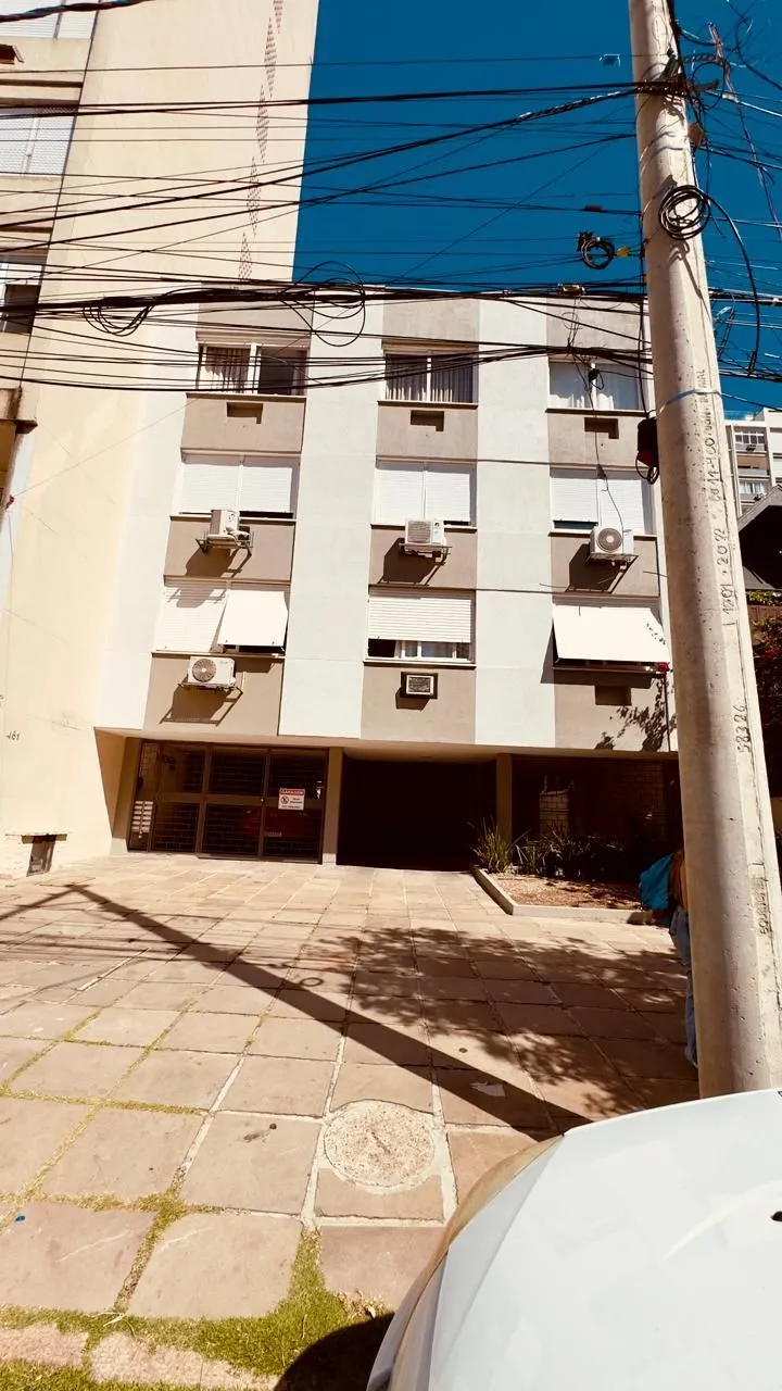 Imagem EXCELENTE APARTAMENTO À VENDA - TOTALMENTE REFORMADO E PRONTO PARA MORAR