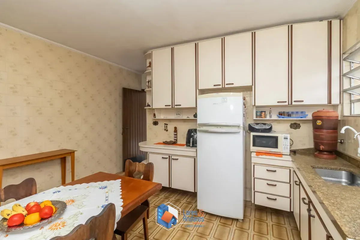 Imagem Sobrado para venda em Horto Florestal com 3 quartos, sendo 1 suíte, 316m²
