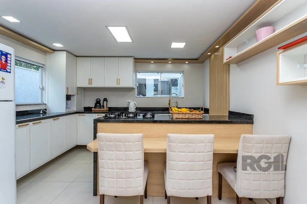 Imagem Casa sobrado no bairro Santo Antônio de 3 dormitórios e 3 vagas