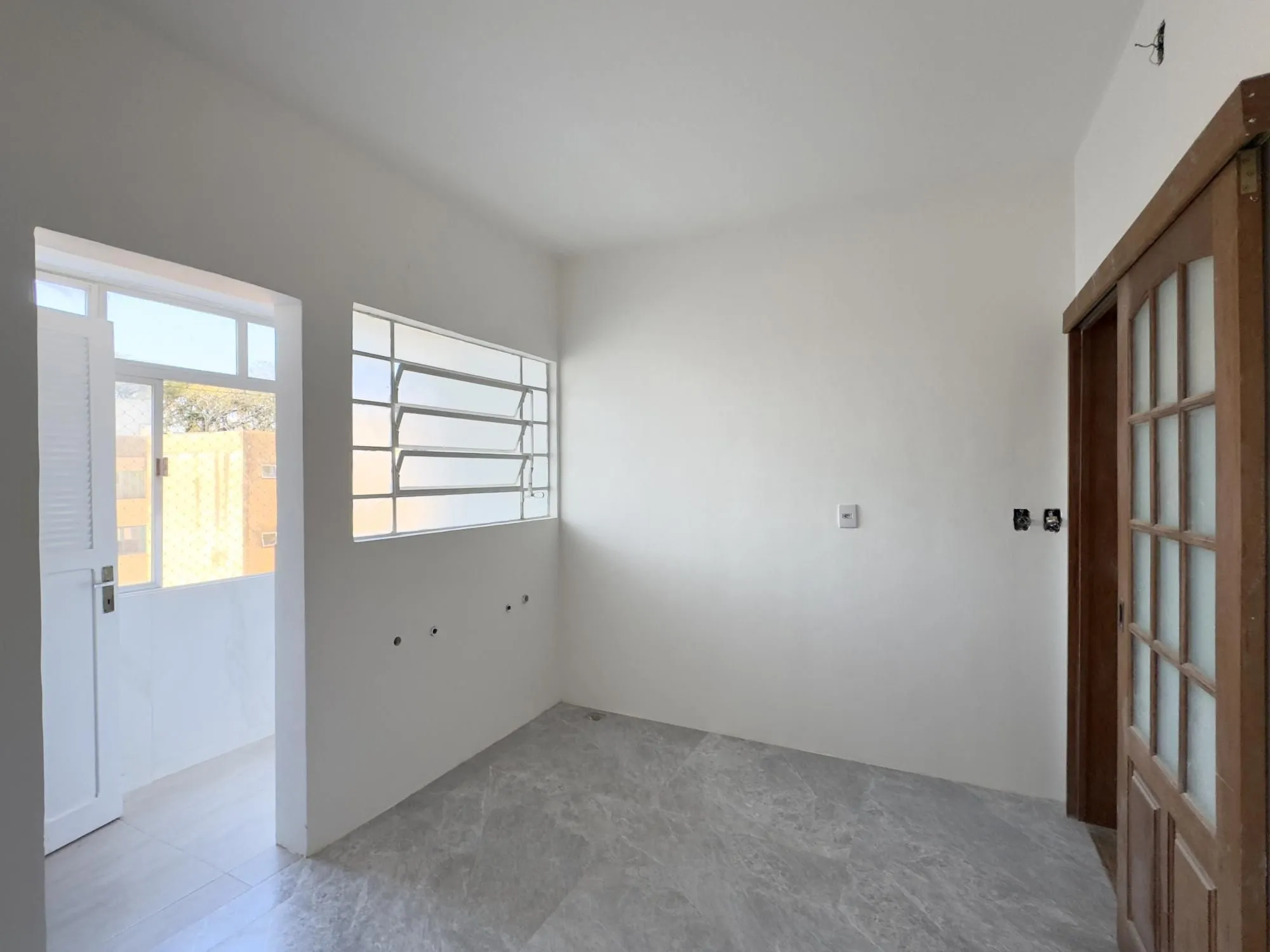 Imagem Apartamento reformado de 68m², 2 dormitórios no bairro Praia de Belas