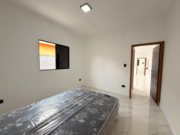 Imagem Casa para Venda em Itanhaém, Tupy, 2 dormitórios, 1 suíte, 1 banheiro, 2 vagas