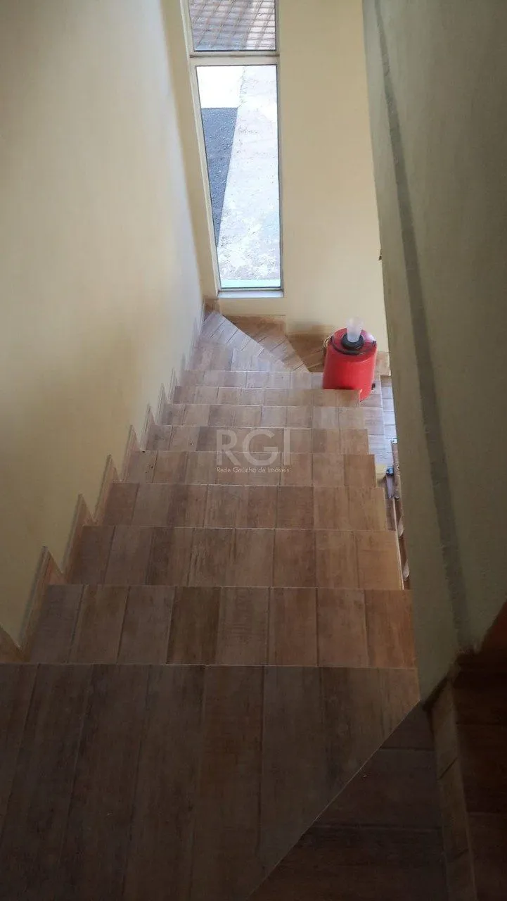 Imagem Sobrado 2 dormitórios, vaga de garagem, Bairro Passos dos Ferreiros
