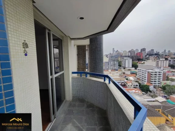 Imagem Apartamento Pinheiros, 2 dormitórios( 1 suíte) e 2 vagas, perto Metrô Fradique e com excelente valor de Condomínio. Edifício com Portaria 24 hs, Gerador e Lazer