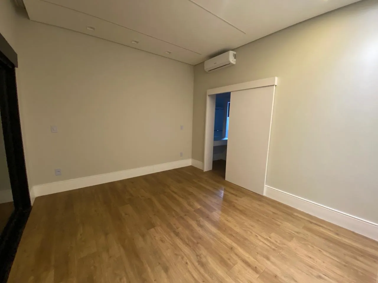 Imagem Casa com 3 quartos, 242 m² - Condomínio Alphaville Nova Esplanada - Votorantim/SP