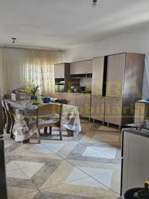 Imagem Terreno com 4 casas em Osasco: 355m², 9m frente, desocupado