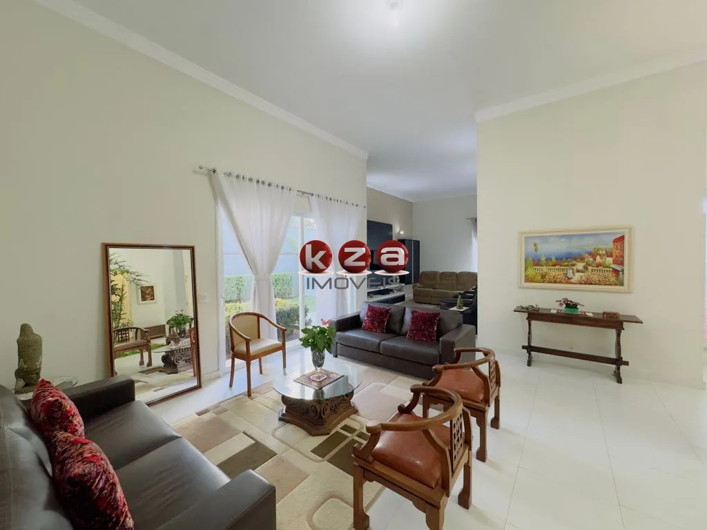 Imagem Casa Térrea Exclusiva no Condomínio Ypê Velho em Vinhedo-SP Alto Padrão e Localização Privilegiada 421 m² Construídos e mais de 1500m de terreno