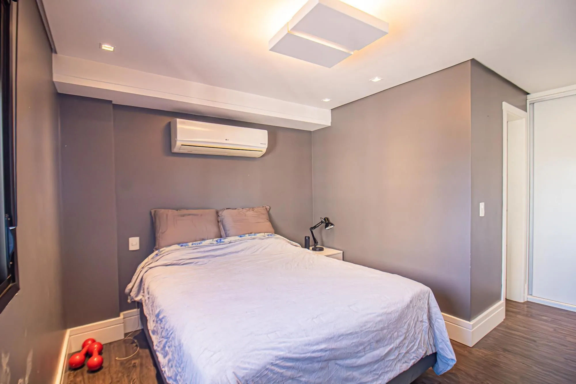 Imagem Apartamento Duplex, 1D com lareira no bairro Rio Branco