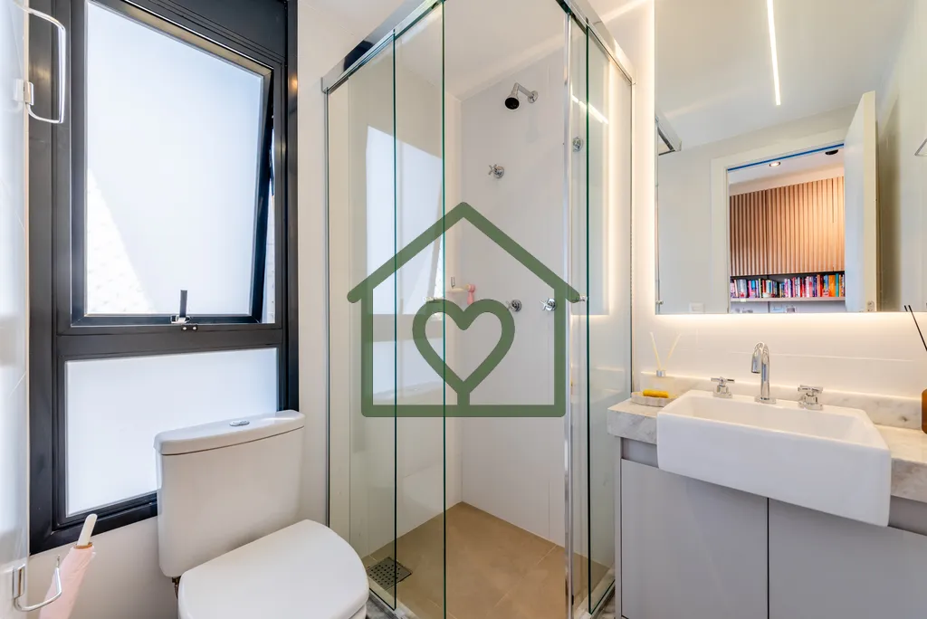 Imagem Lindo apartamento mobiliado de 70m² no bairro Boa Vista, Porto Alegre. Com 2 suítes e 2 vagas de g...