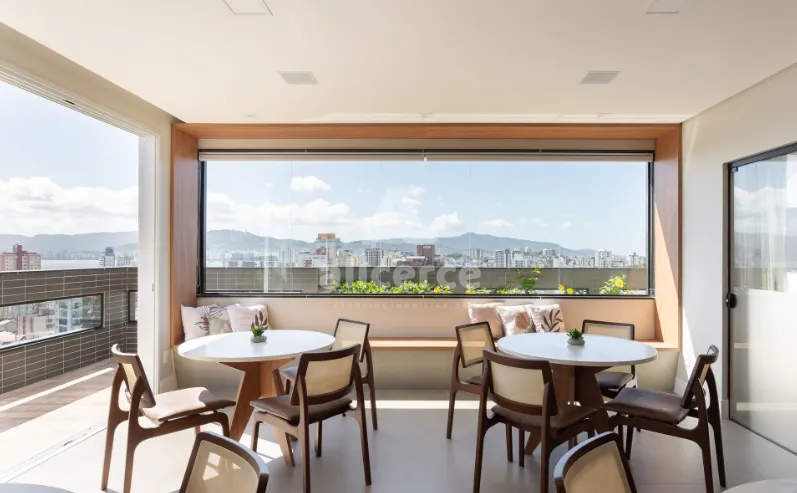 Imagem PRONTO PARA MORAR - APARTAMENTO COM 3 DORMITÓRIOS (2 SUÍTES) E 111 m² NO CORAÇÃO DO ESTREITO - FLORIANÓPOLIS/SC