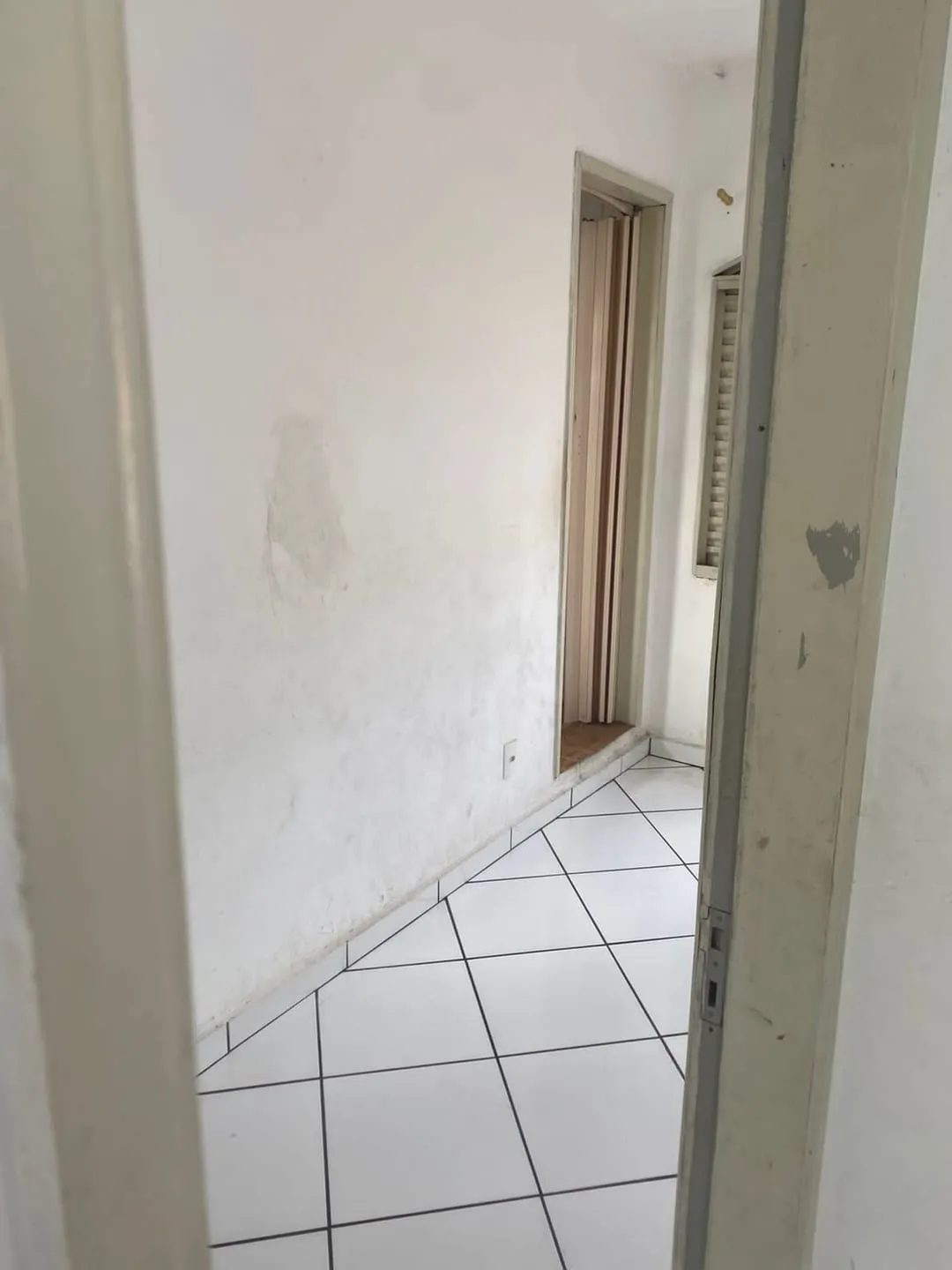 Imagem Comercial à venda e locação 300M², Moreira César, Pindamonhangaba - SP