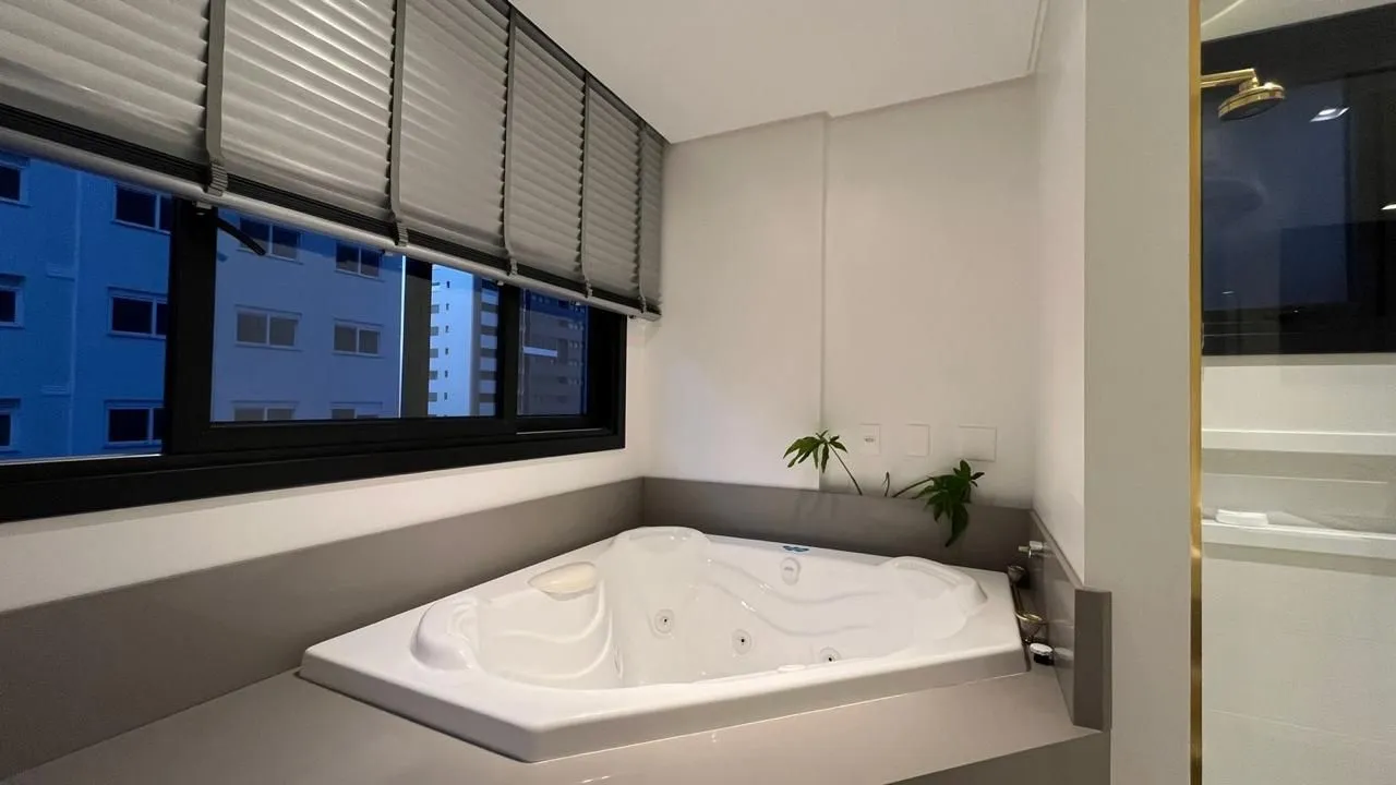 Imagem Apartamento à venda em Torres, Praia Grande, com 4 quartos, 215m2