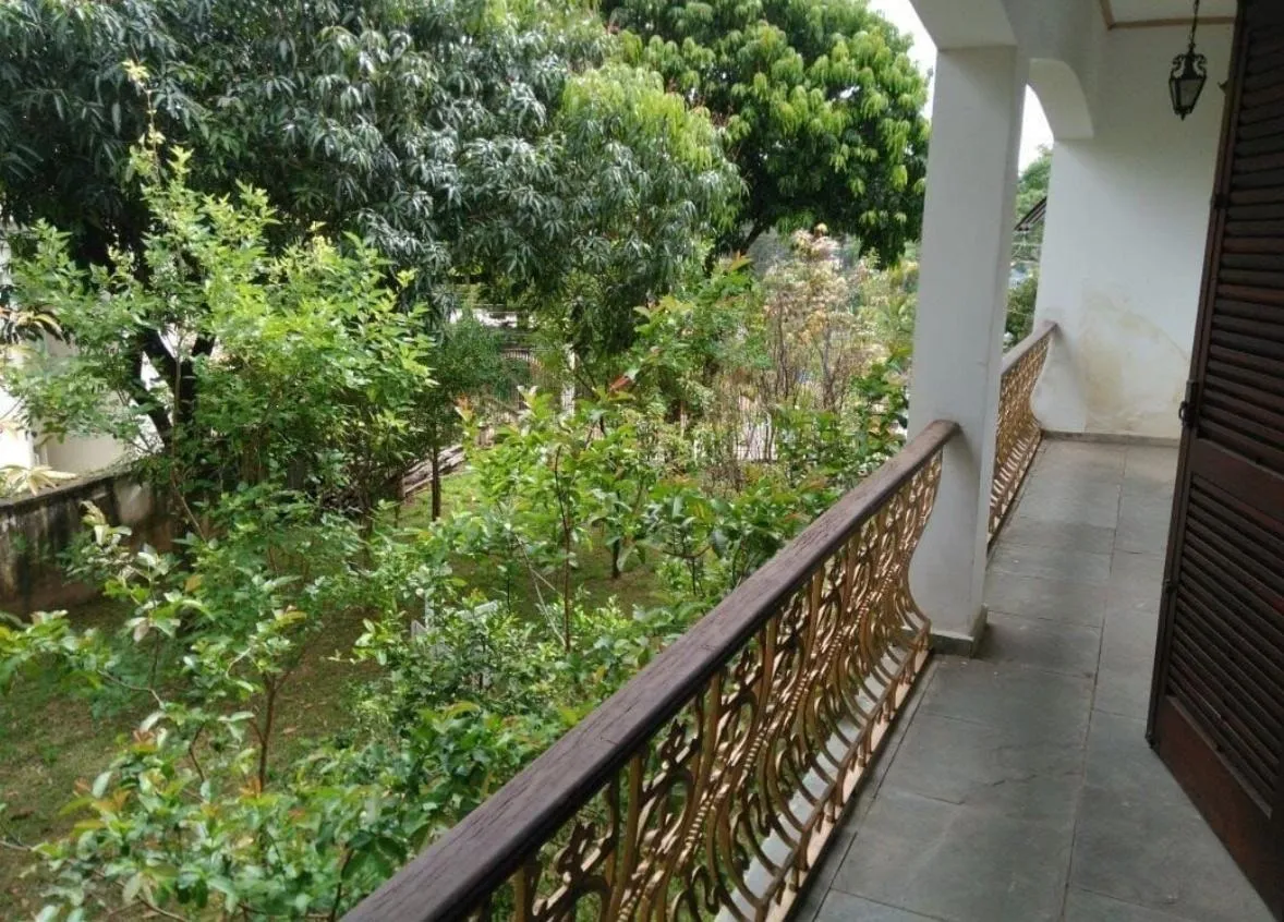 Imagem Casa à venda no Alphaville 01 em Barueri, 11 suítes, 1.800 m² construídos, terreno de 2.440 m² e frente ao clube