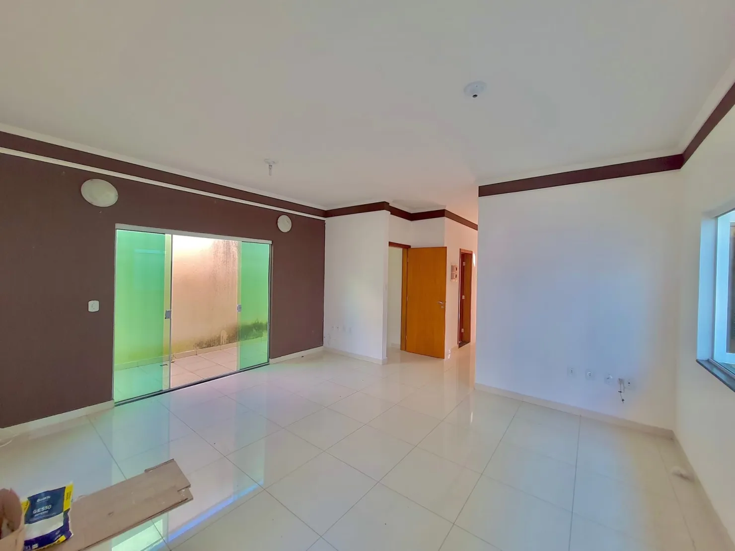 Imagem Casa à venda 3 Quartos, 1 Suite, 4 Vagas, 250M², Jardim Independência, Taubaté - SP | Residencial Recanto Verde