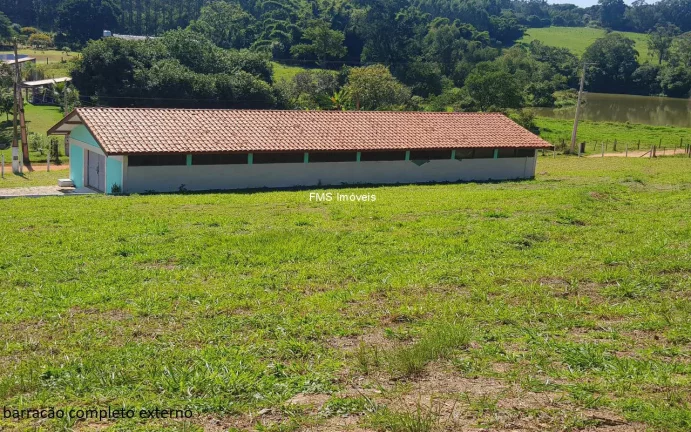 Imagem Oportunidade única: Sítio à venda em Itu-SP, bairro Jardim Paraíso II, com 16.600m² de área!