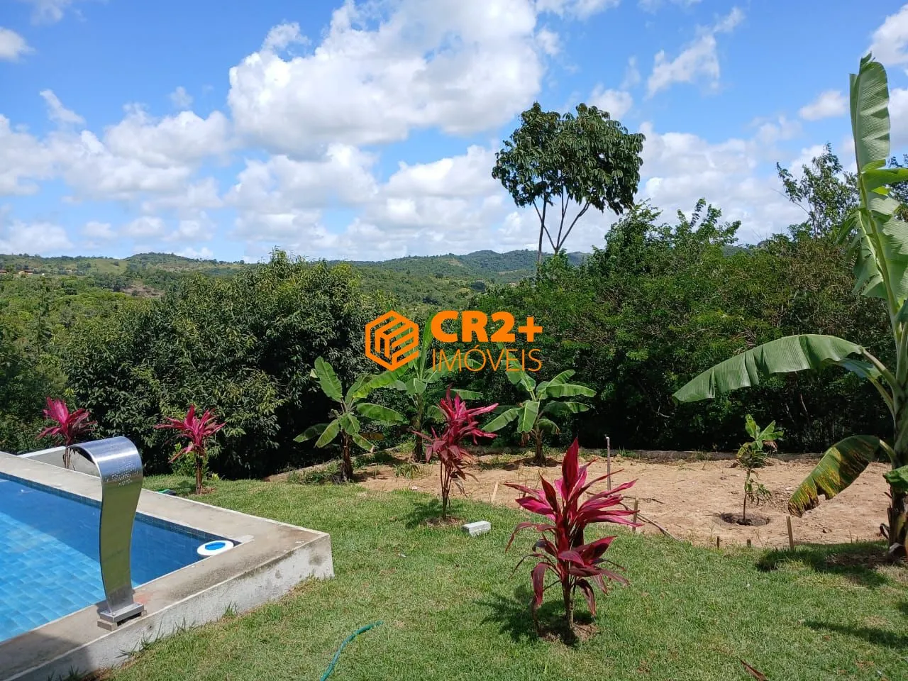 Imagem Casa com Piscina, 3 Suítes e 1.200m² - Condomínio Alameda dos Ipês | Bonança