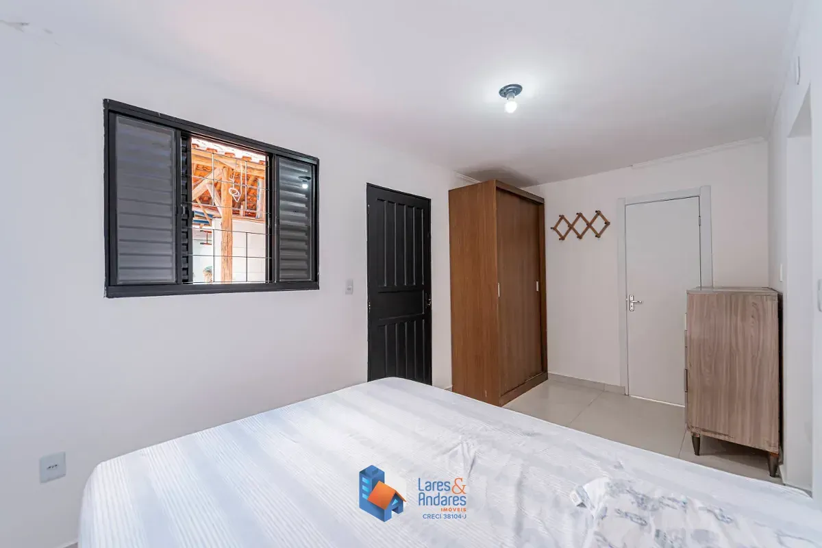 Imagem Casa de vila para venda em Chácara Monte Alegre com 3 quartos, sendo 2 suítes, 250m²