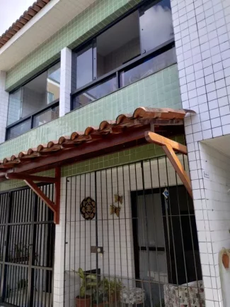 Foto do imóvel Casa para Venda em Recife, Cordeiro, 3 dormitórios, 1 suíte, 2 banheiros, 1 vaga em Rua Doutor Miguel Vieira Ferreira