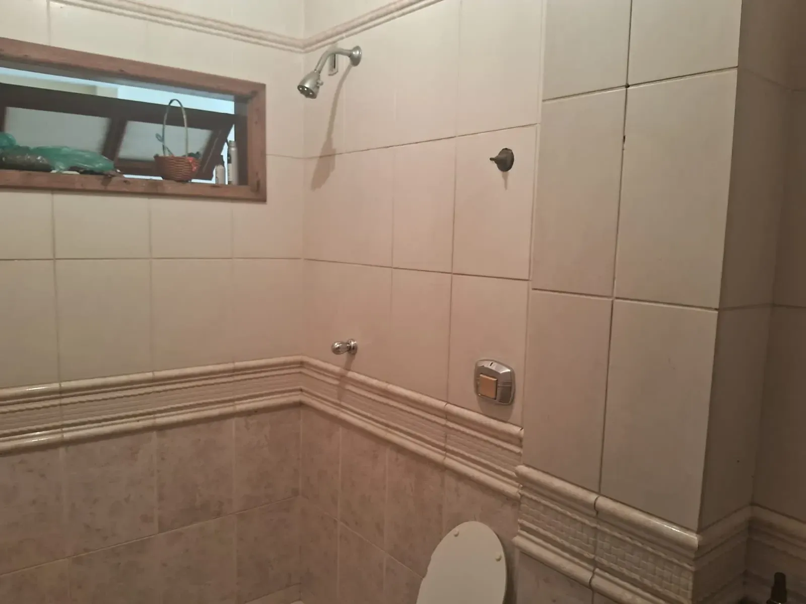 Imagem Sobrado com 5 Quartos à Venda, 252,63 m² em Setor Novo Horizonte - Goiânia